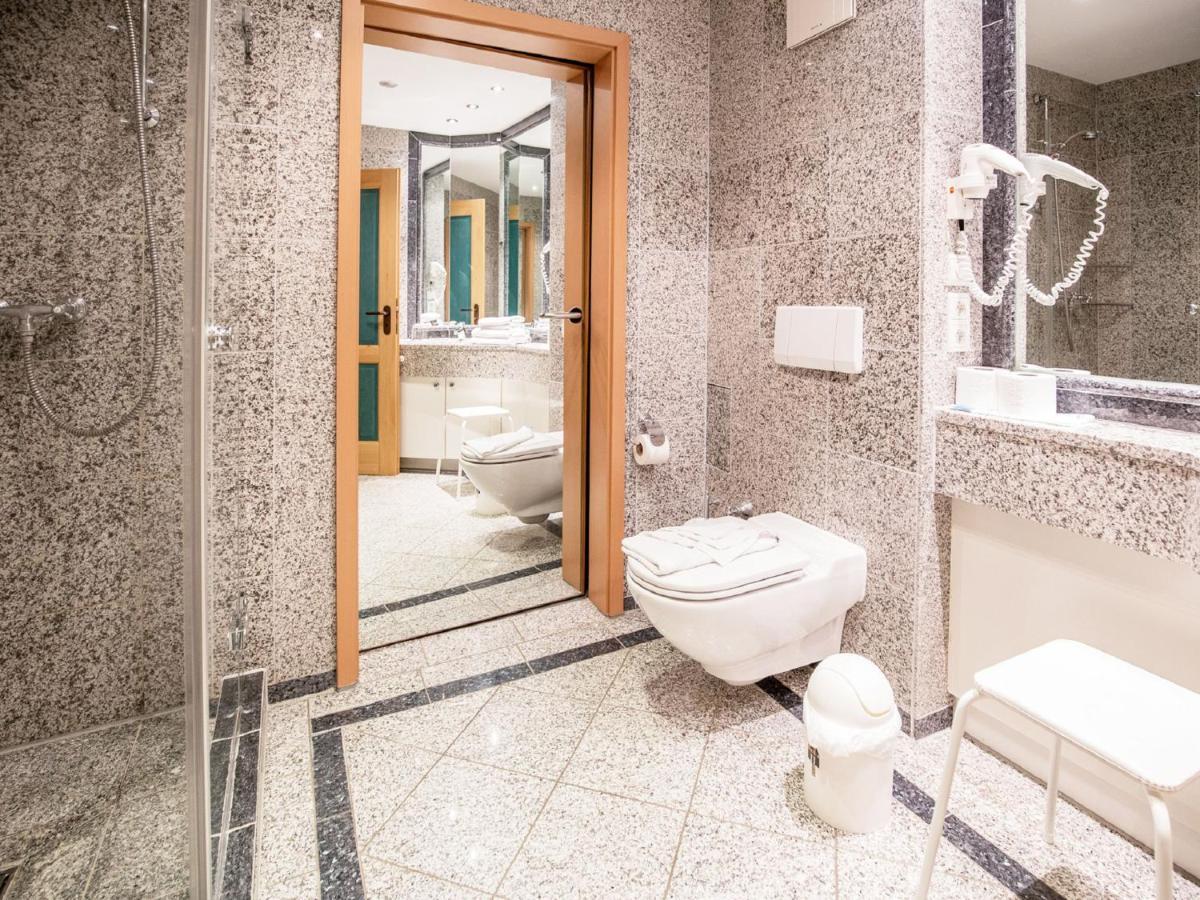 Duenenpark Binz - Komfort Ferienwohnung Mit 1 Schlafzimmer Und Terrasse Im Erdgeschoss 003 Buitenkant foto